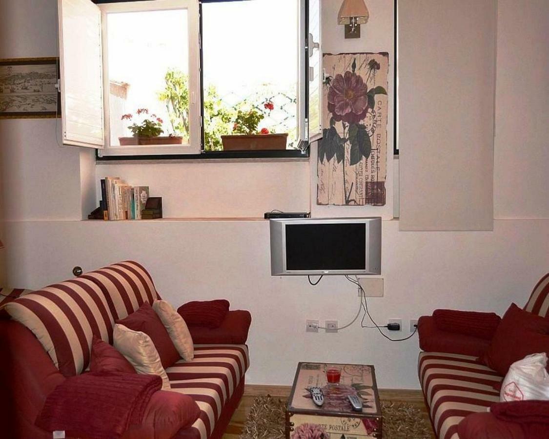 Bairro Alto House, By Timecooler Apartman Lisboa Kültér fotó